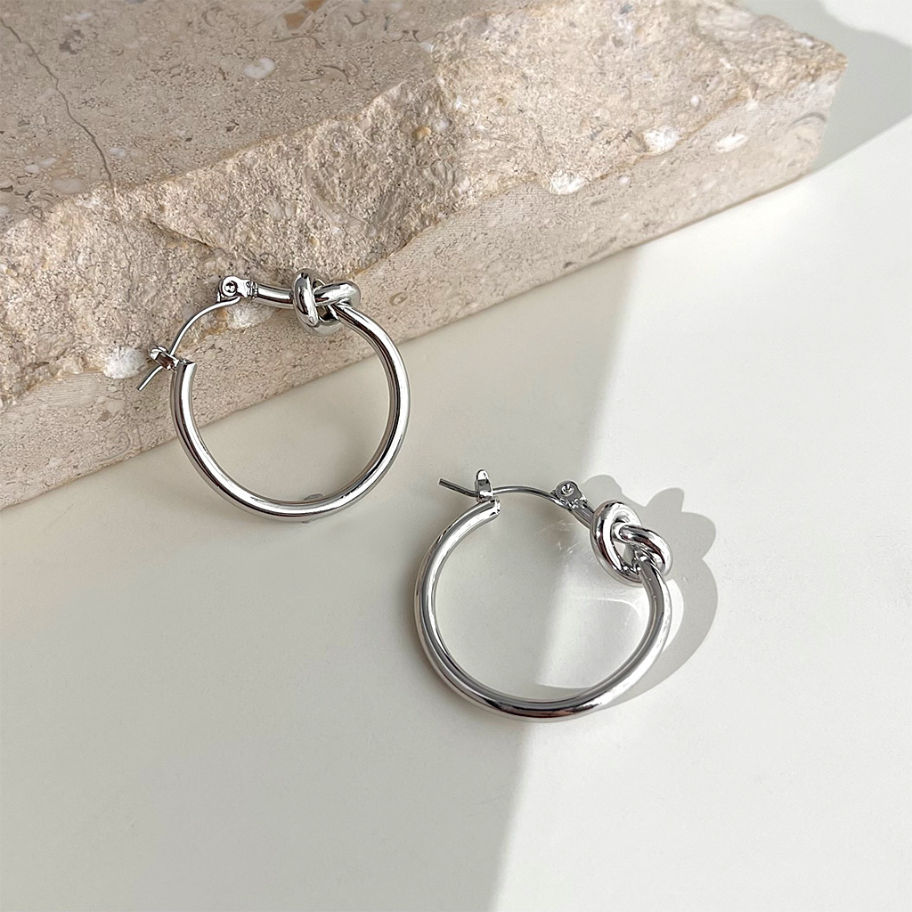 耳语_0000s_0010_组 35.jpg