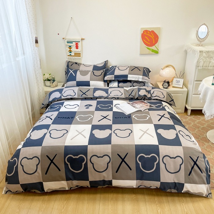 Engrosado cepillado de cuatro piezas dormitorio de un solo estudiante de tres piezas simple sábana colcha cubierta regalo ropa de cama al por mayor