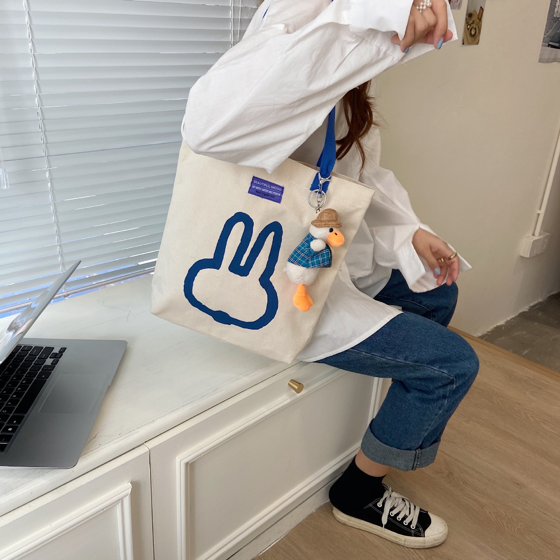 08312 Cartoon printed single-shoulder canvas bag, Japanese style, Korean version canvas bag, student large-capacity hand-held women's bag for commuting undefined