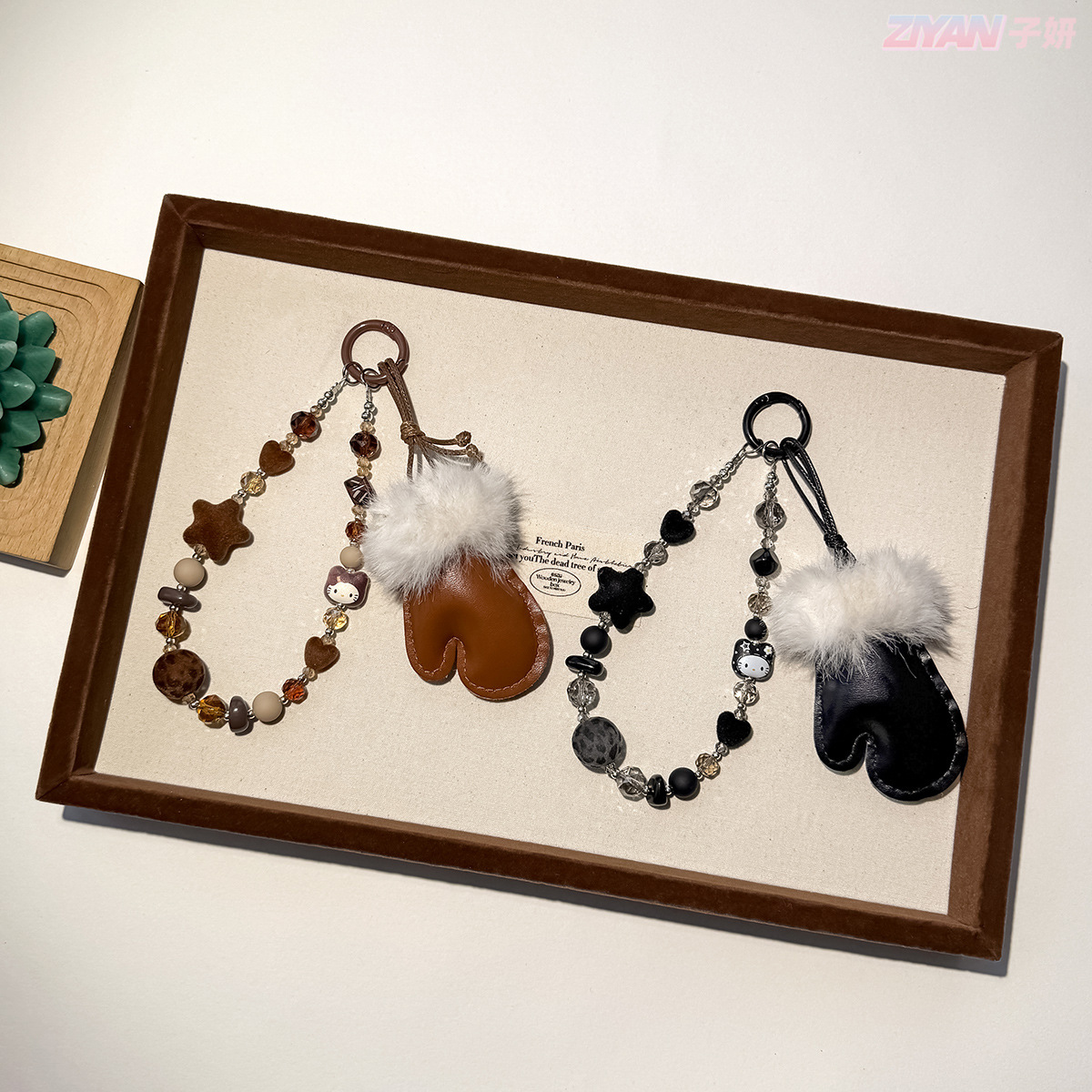 Creative Winter Plush Small Glove Pendant Gift Mini Cute Leather Keychain Decorative Flocking Mobile Phone Chain