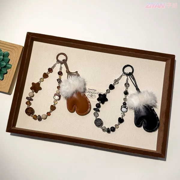 Creative Winter Plush Small Glove Pendant Gift Mini Cute Leather Keychain Decorative Flocking Mobile Phone Chain
