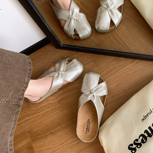 Baotou hollowed-out Birkenstock half-slippers women's 2025 summer new high-end platform sandals with breathable outdoor slippers for wearing with skirts