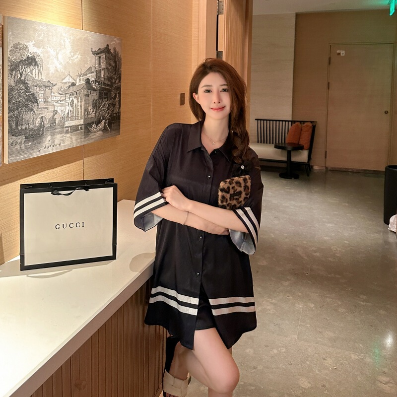 Pajamas Women's Summer New Cool Ice Silk Short-sleeved Shorts Simple High-end Cardigan Home Clothes Suit Herringbone Pattern