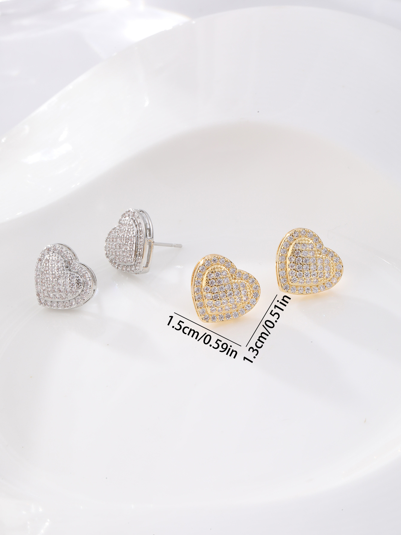 4g Weight 1 Pair Elegant Glam Heart Shape Copper Zircon Ear Studs