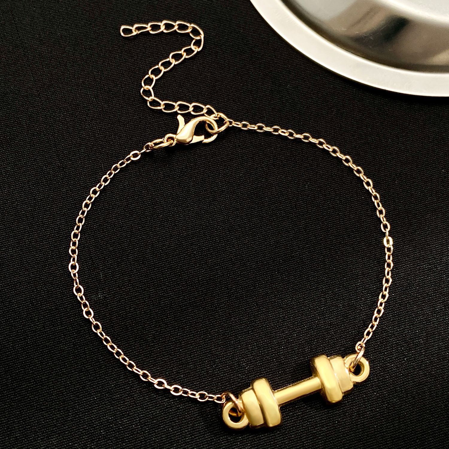 Geometric, Dumbbell, Solid Color Pattern Women's Gender Plating Design Titanium Steel Basic Modern Style Classic Style Plating Geometric Dumbbell Solid Color Bracelets