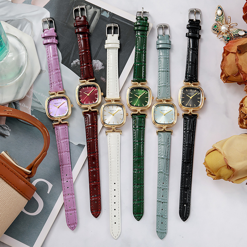 nuovo orologio da donna di nicchia leggero di lusso di alta qualità retrò quadrante quadrato orologio da donna studente orologio_voghion.com