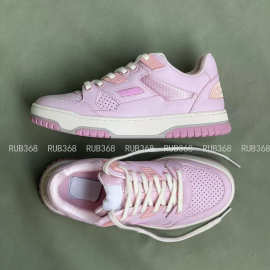 新款运动休闲板鞋厚底低帮系带冲孔透气平底复古五金饰扣中古女鞋