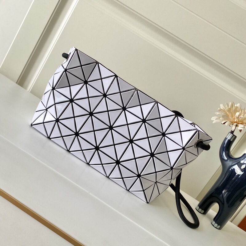 Japanese Original Stitching Tofu Bag Geometric Diamond Bag Mobile Phone Key Cosmetic Bag Shoulder Hand Crossbody Women's Bag Japanese Original Stitching Tofu Bag Geometric Diamond Bag Mobile Phone Key Cosmetic Bag Shoulder Hand Crossbody Women's Bag