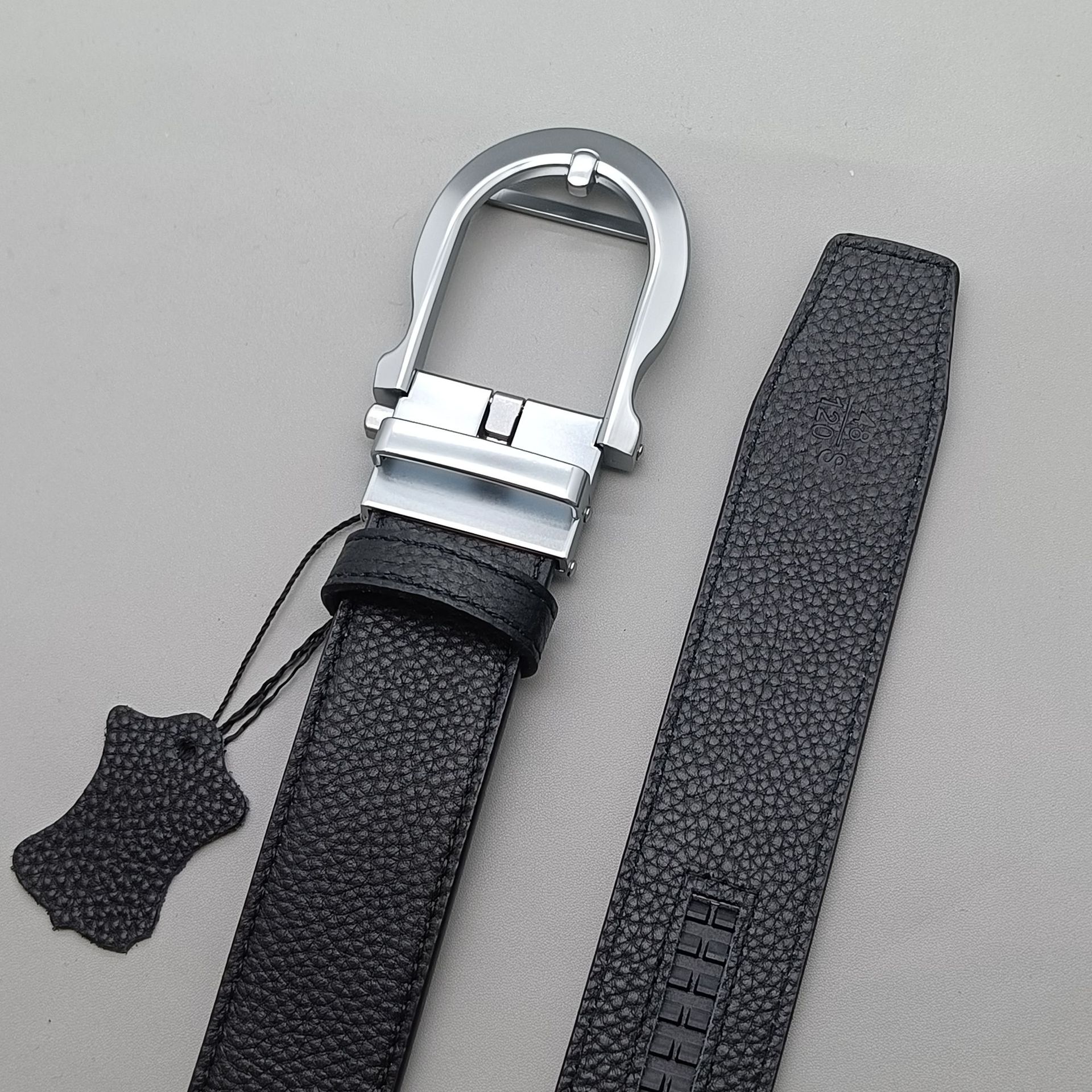 Black stitching with lychee pattern + silver buckle
