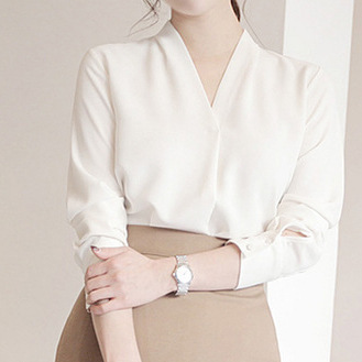 White Chiffon Shirt for Women, V-Neck, Korean Style, Long-Sleeved Loose Top, White Shirt, Korean Version, 2026 Summer Professional Wear for Women White Chiffon Shirt for Women, V-Neck, Korean Style, Long-Sleeved Loose Top, White Shirt, Korean Version, 2026 Summer Professional Wear for Women