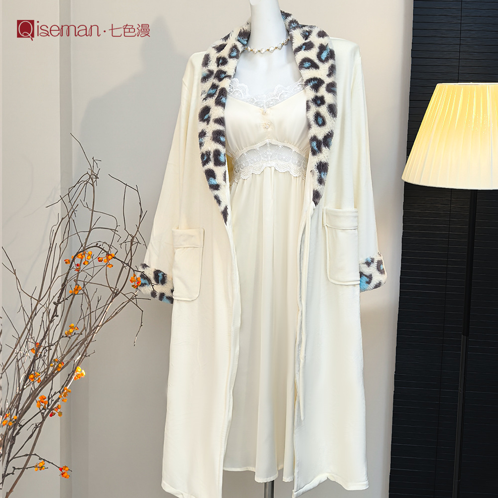 Sexy Padded Camisole Ice Silk Nightdress with Chest Pads, Warm Island Velvet Mid-Length Robe, French Pure Desire Style Sleepwear for Autumn and Winter