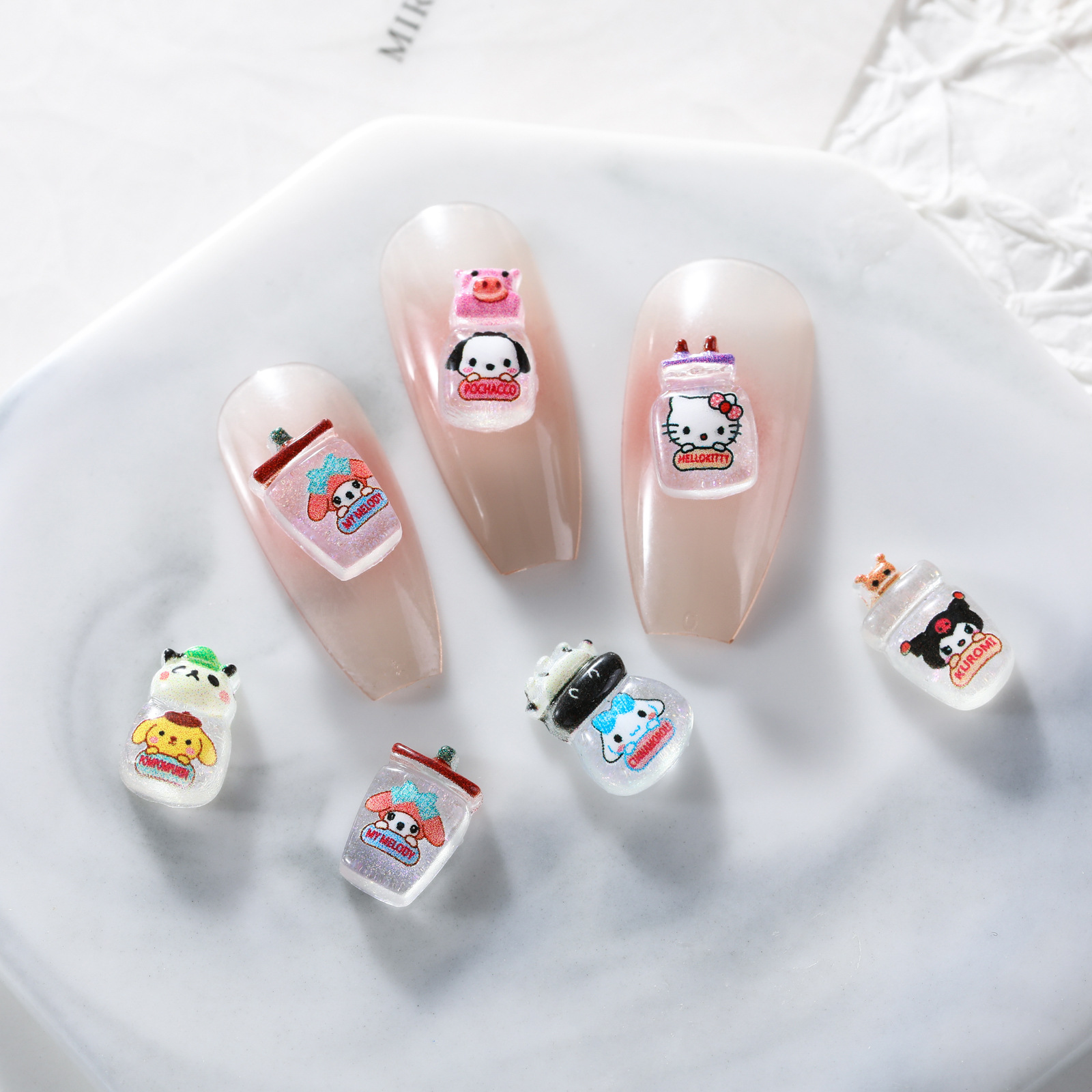 Coolomi joyería de uñas lindo dibujos animados luminoso taza Sanrio resina DIY pudín perro Yugui perro joyería