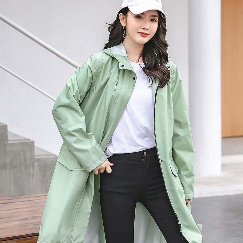 Fashionable waterproof raincoat