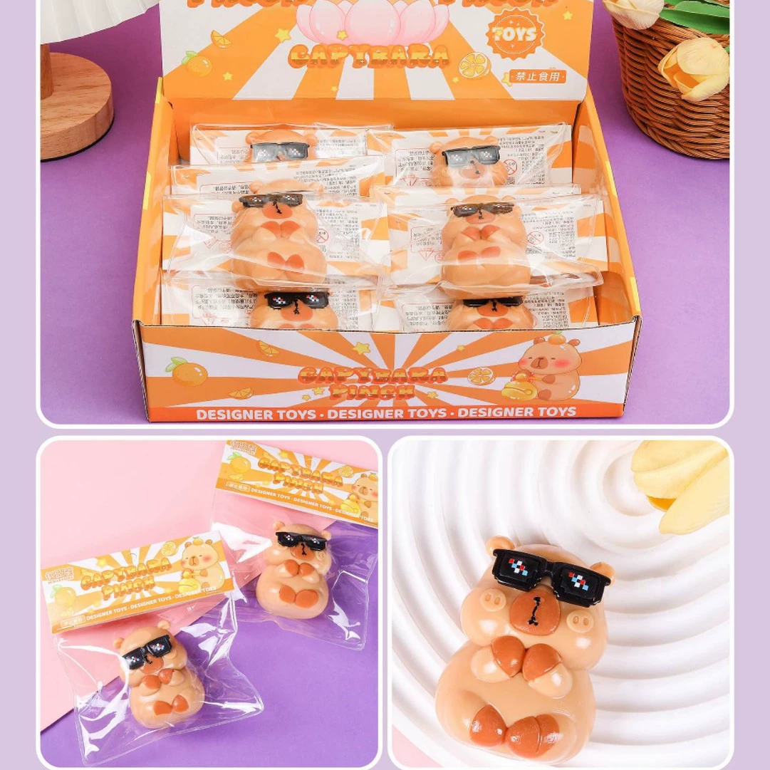 Маленькая красная книга с темными очками