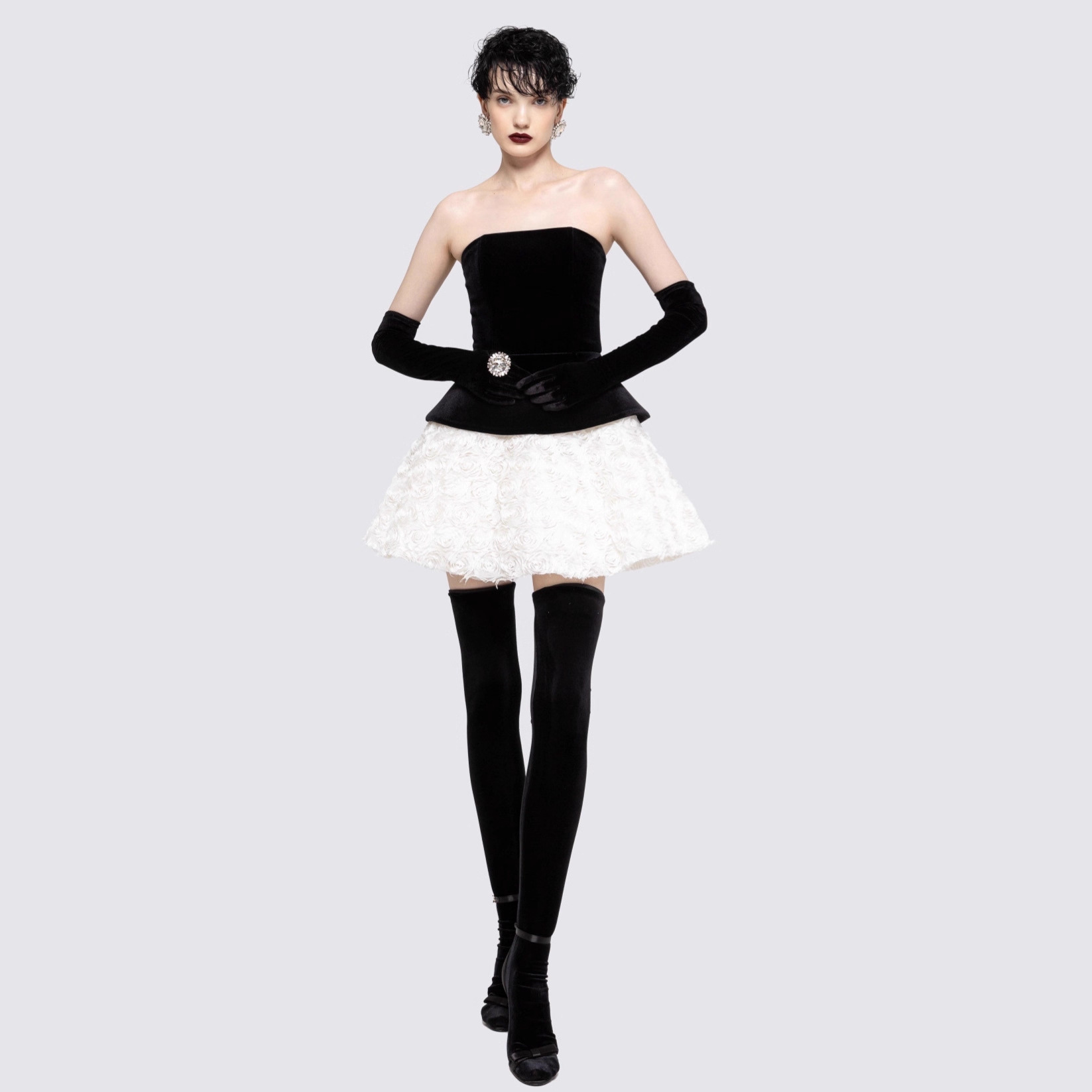 Cross-Border European and American Women's Summer New Sexy Backless Velvet Three-Dimensional Flower Hip-Hugging Short Dress