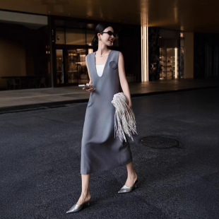 2026���¿�O�������B��ȹ���w���r�и߼��К��|Ů�񷶃���ɫ�@��