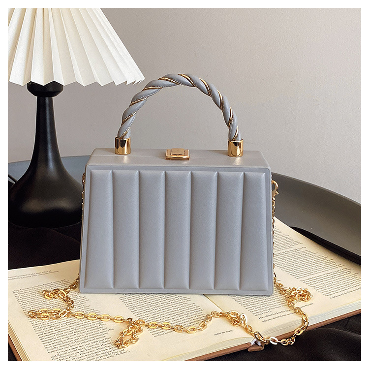 438g Weight Synthetic Leather Lining Material Sewing Thread Fashion Element Lock clasp Closure Type Single Shoulder Strap Strap Type Shoulder Bag Bags Type Holiday, Travel, Shopping Occasion PU Material Solid Color Pattern All Seasons Season Women's Gender Elegant, Streetwear Style Square Shape Medium Size Women's Medium PU Solid Color Elegant Streetwear Sewing Thread Square Lock Clasp Shoulder Bag 6