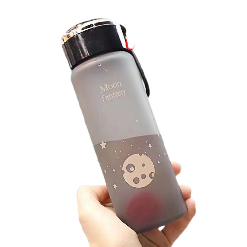 Nueva taza de plástico verano adulto portátil estudiante paja 950ml con cuerda rebote cubierta deportes botella agua