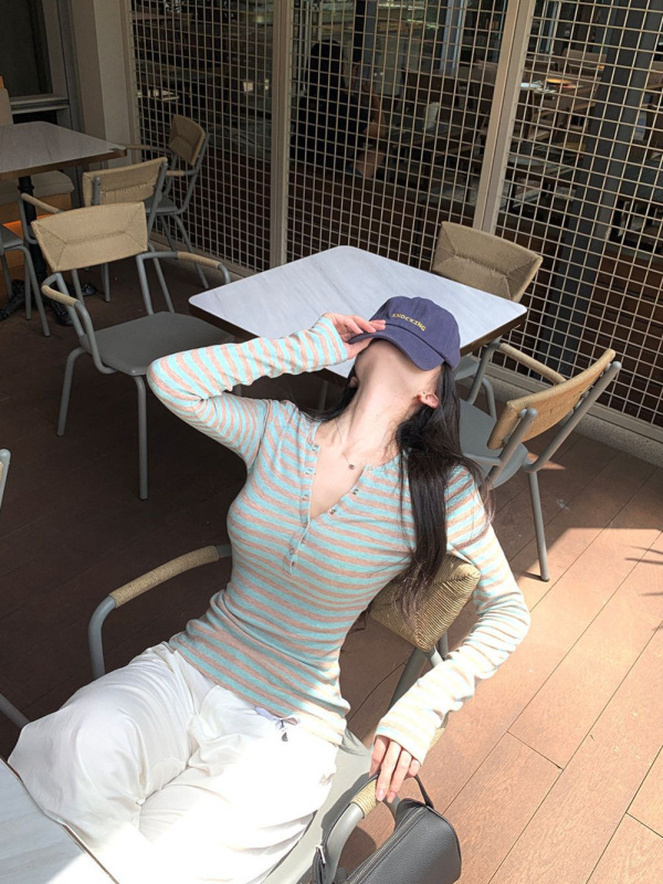 设计感撞色条纹长袖T恤女春秋季修身收腰内搭打底纯欲半开领上衣|undefined