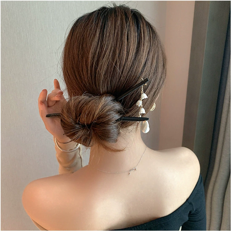 Black wooden hairgrip from pearl, Chinese hairpin, Hanfu, simple and elegant design