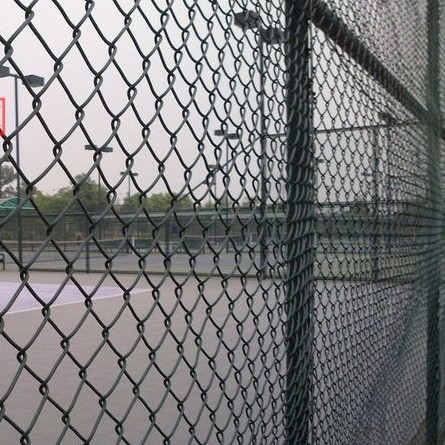 【体育场围栏网】安装组装体育场球场学校篮球场用围栏网 勾花网