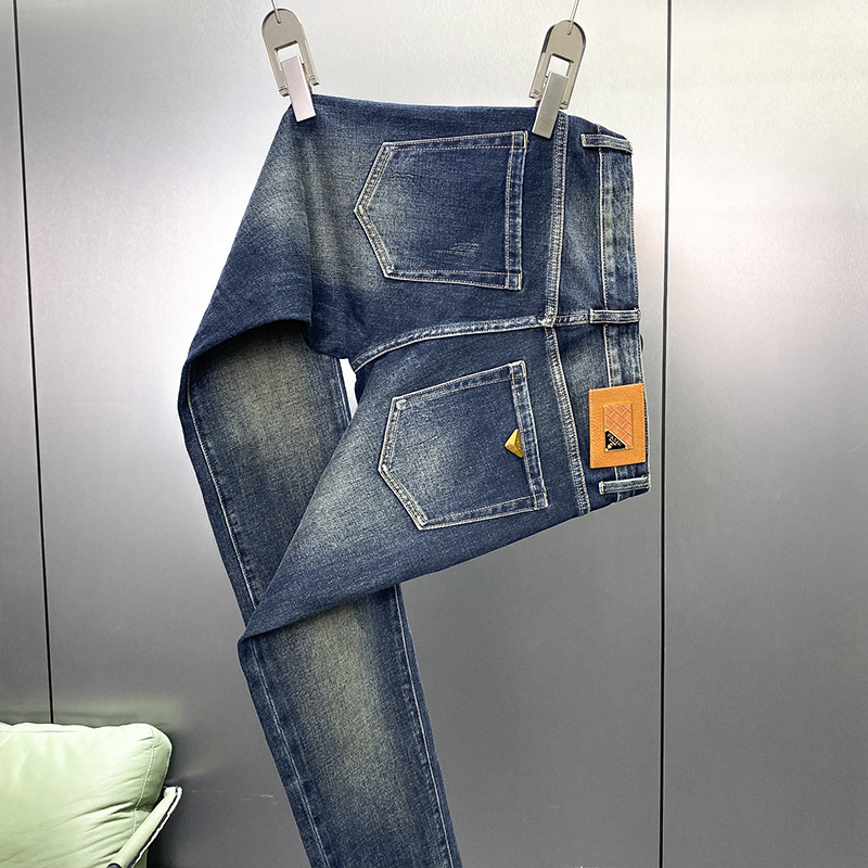 Demi-season branded retro jeans