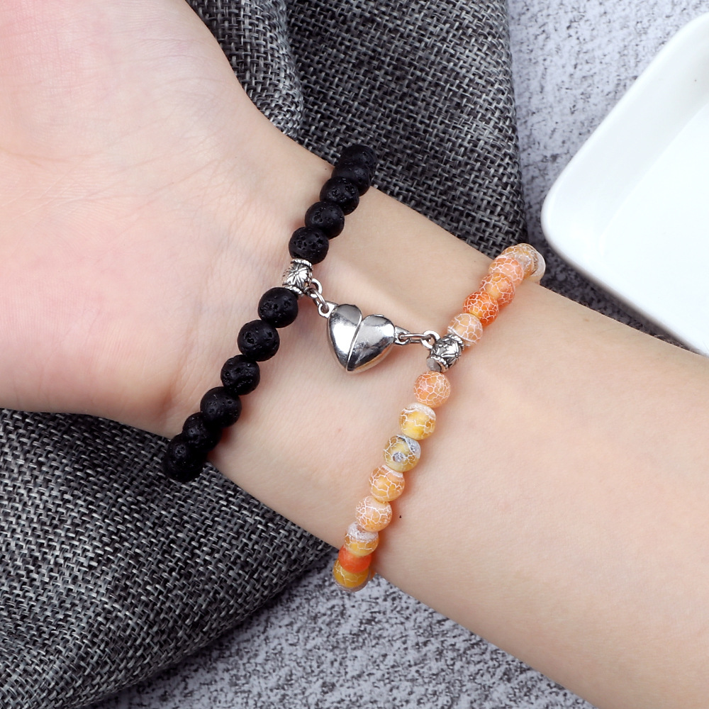 Coppia di bracciali con fibbia magnetica a forma di cuore, design di nicchia, fidanzate celebrità di internet, semplici bracciali elastici per due persone_voghion.com
