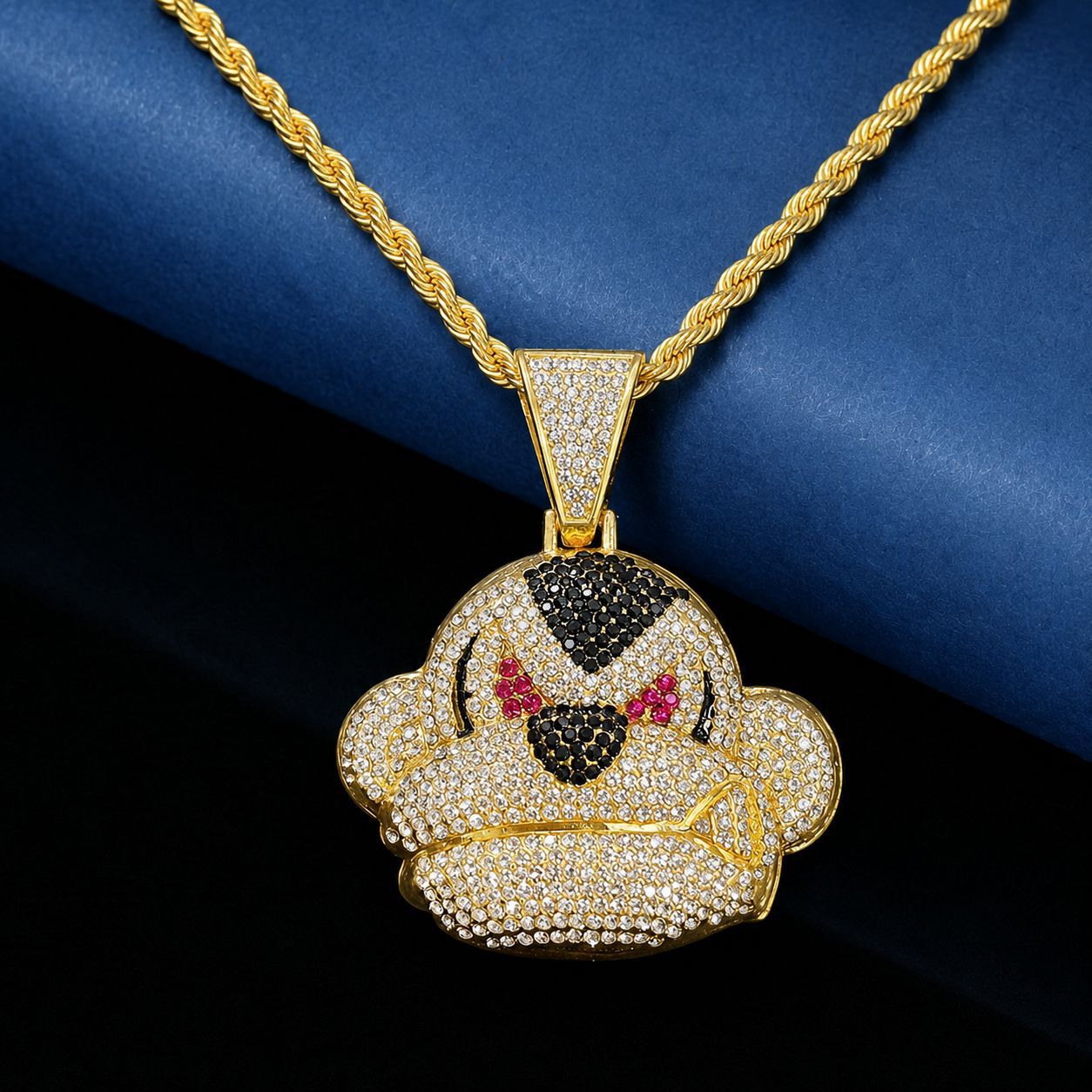 Collar de moda hip-hop con colgante de mono 3D con diamantes, estilo europeo y americano, superventas transfronterizo, personalización en pequeños lotes. image 1