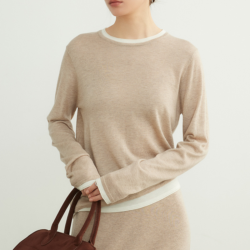 The Boss Lady Recommends a New Style of Women's Knitwear with a Fake Two-Piece Design, Featuring a Round Neck Wool Sweater for Early Spring, Suitable for Both Inner and Outer Wear
