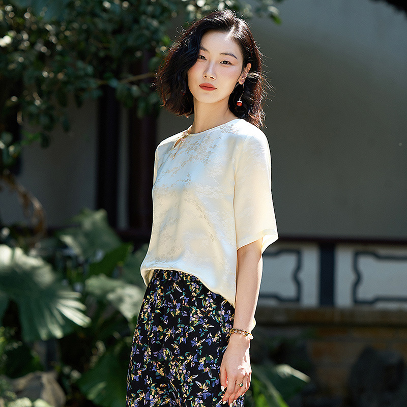 100% Mulberry Silk, the "Soft Gold" of the Silk World, Gentle and Elegant Silk T-Shirt for Women, 2026 New Chinese Style Lightweight Shirt