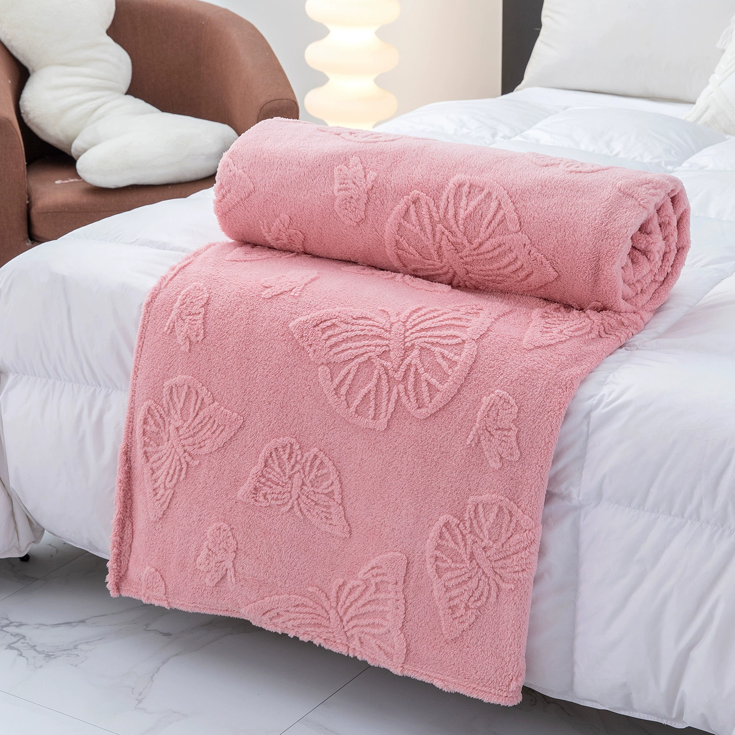 Плюшевое одеяло Velvet Throw Blanket, однослойная тисненая бабочка, размеры 70×100–200×230 см