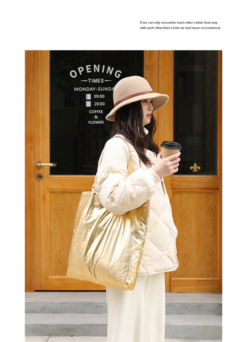 Women's Large Nylon Solid Color Streetwear Open Shoulder Bag display picture 6