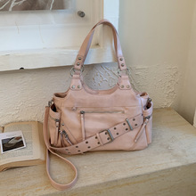 �羳�͹����ذ�Ů�������μ��ܛƤƴ��б����r��ͨ���TᔙC܇��