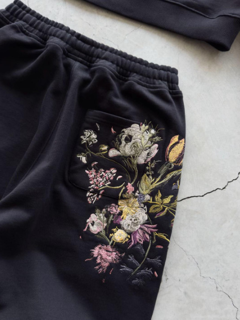 derschutze ヨーロッパとアメリカのレトロな梅の花の刺繍ストレートレッグパンツ、男性と女性用、多用途でパーソナライズされたストリートトレンディジーンズクロスボーダー|undefined