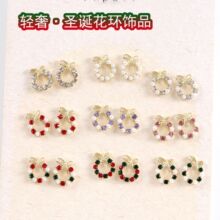 新款圣诞花环美甲饰品粉色蝴蝶结珍珠镶钻合金钻指甲装饰圣诞美甲