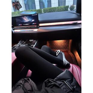 �H��춮aƷչʾ����-��ɫ���ѝŮ�⴩�ﶬ�ӽq�Ӻ��������m�o