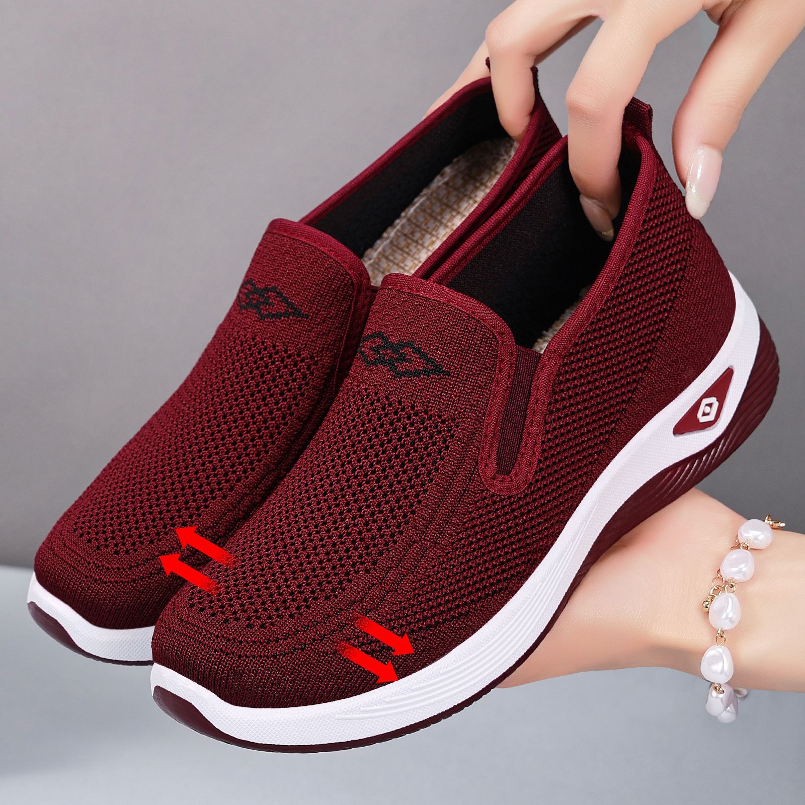 Zapatos de Mujer, Primavera 2026, Nuevo Estilo, Zapatos de Tela Estilo Pekinés, Zapatos Transfronterizos para Mujer, Zapatos para Madres de Mediana Edad y Mayores, Zapatos Planos Sin Cordones
