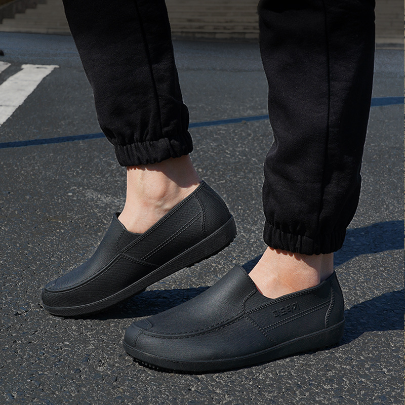 雨鞋男平跟低幫圓頭短筒純色休閑雨靴廚房防滑防水鞋