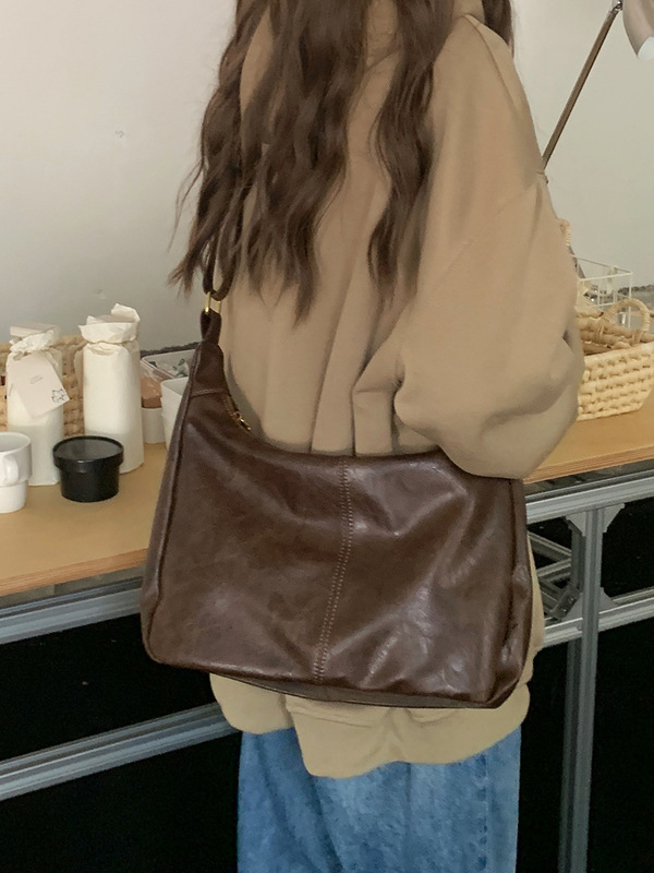 美拉德复古斜挎包包女2025新款潮韩版托特包百搭大容量单肩包|undefined