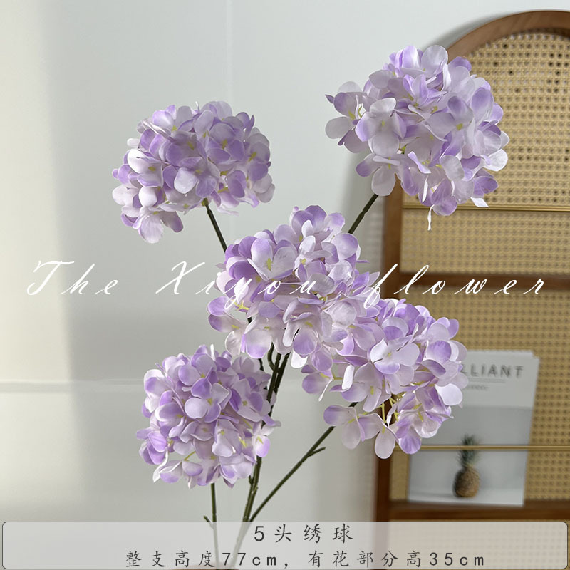 작은 눈덩이 5개 - 연한 보라색