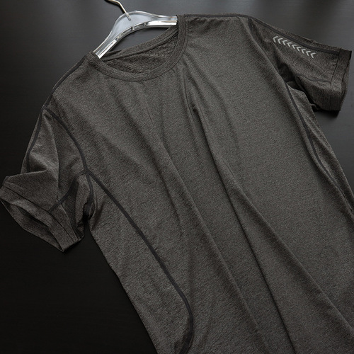 Quick-drying, light and breathable solid color round neck T-shirt for men, summer cool elastic casual style fitness running short sleeve