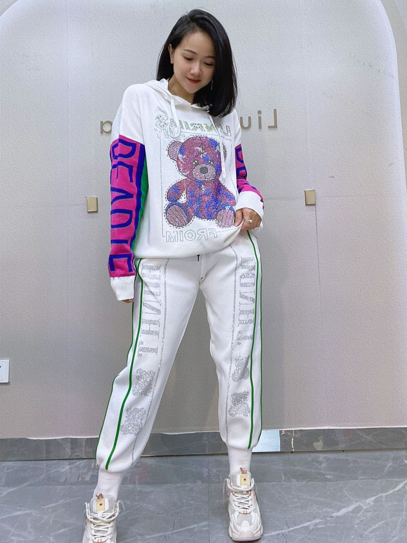 Traje de talla grande otoño nuevos pantalones de manga larga de dos piezas de mujer Comercio exterior transfronterizo Material de punto de mujer entrega de una pieza