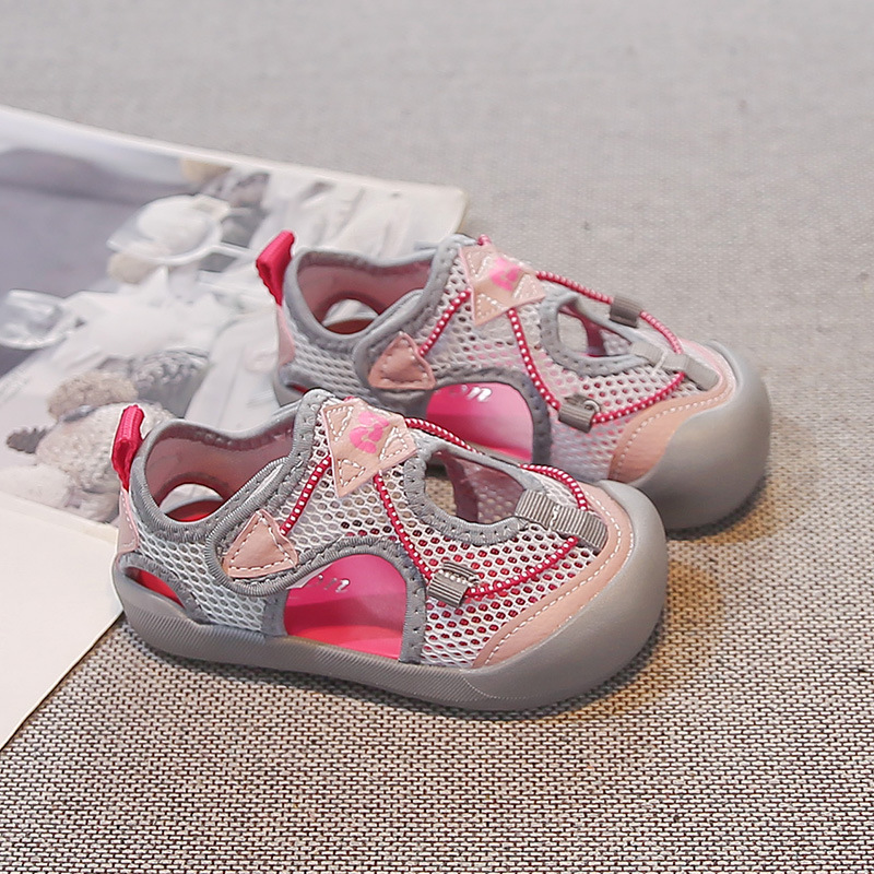 Sandálias de niñas verano 2026 zapatos deportivos de moda para niños, zapatos casuales transpirables, zapatos de retroceso huecos image 11