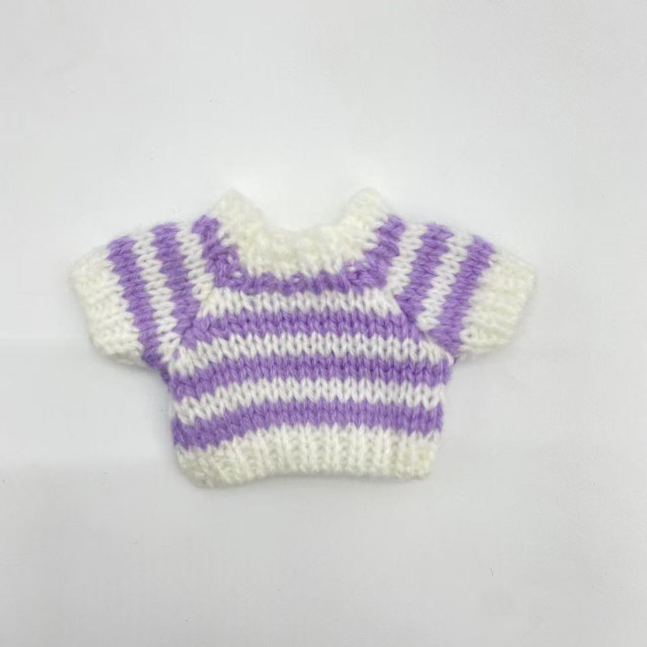 Purple edge stripes on white