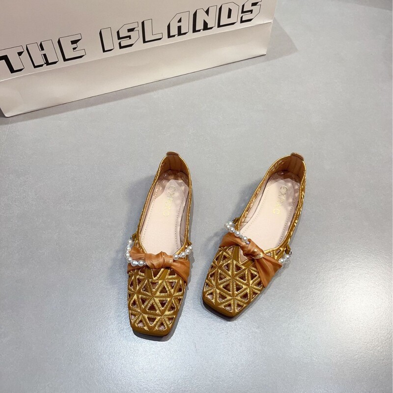 Retro Cut Out Breathable Flats for Women in Summer, Comfortable Soft-Soled Clogs, Rhinestone Beaded Shallow Square Toe Flats Sandals