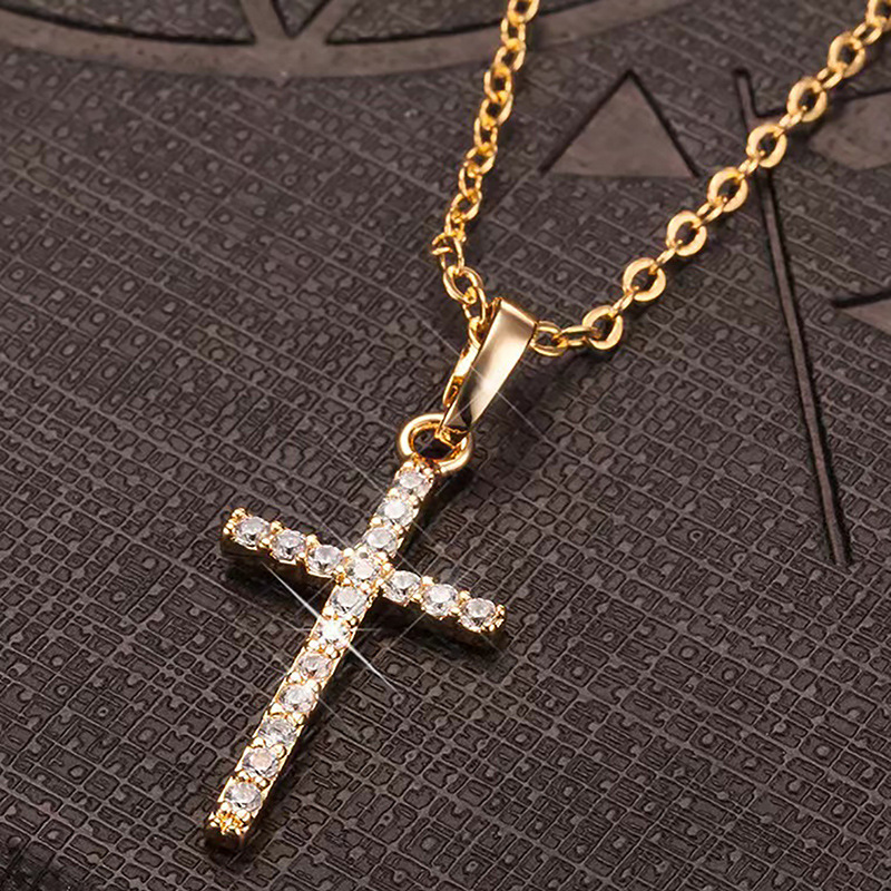 Fashion Cross Alloy Inlay Rhinestones Unisex Pendant Necklace 1 Piece display picture 1