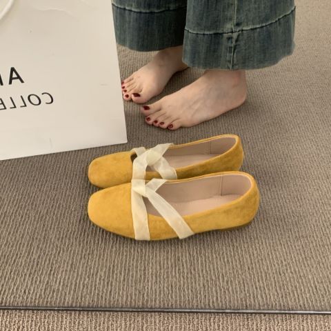 노란색