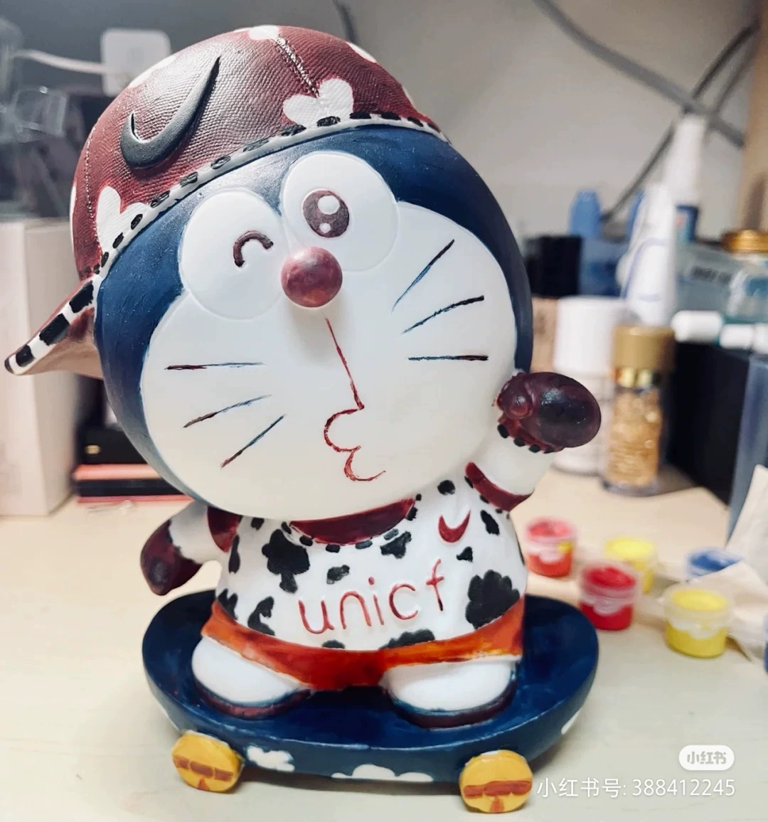 Пластиковая игрушка-монстр, handmade, граффити, копилка