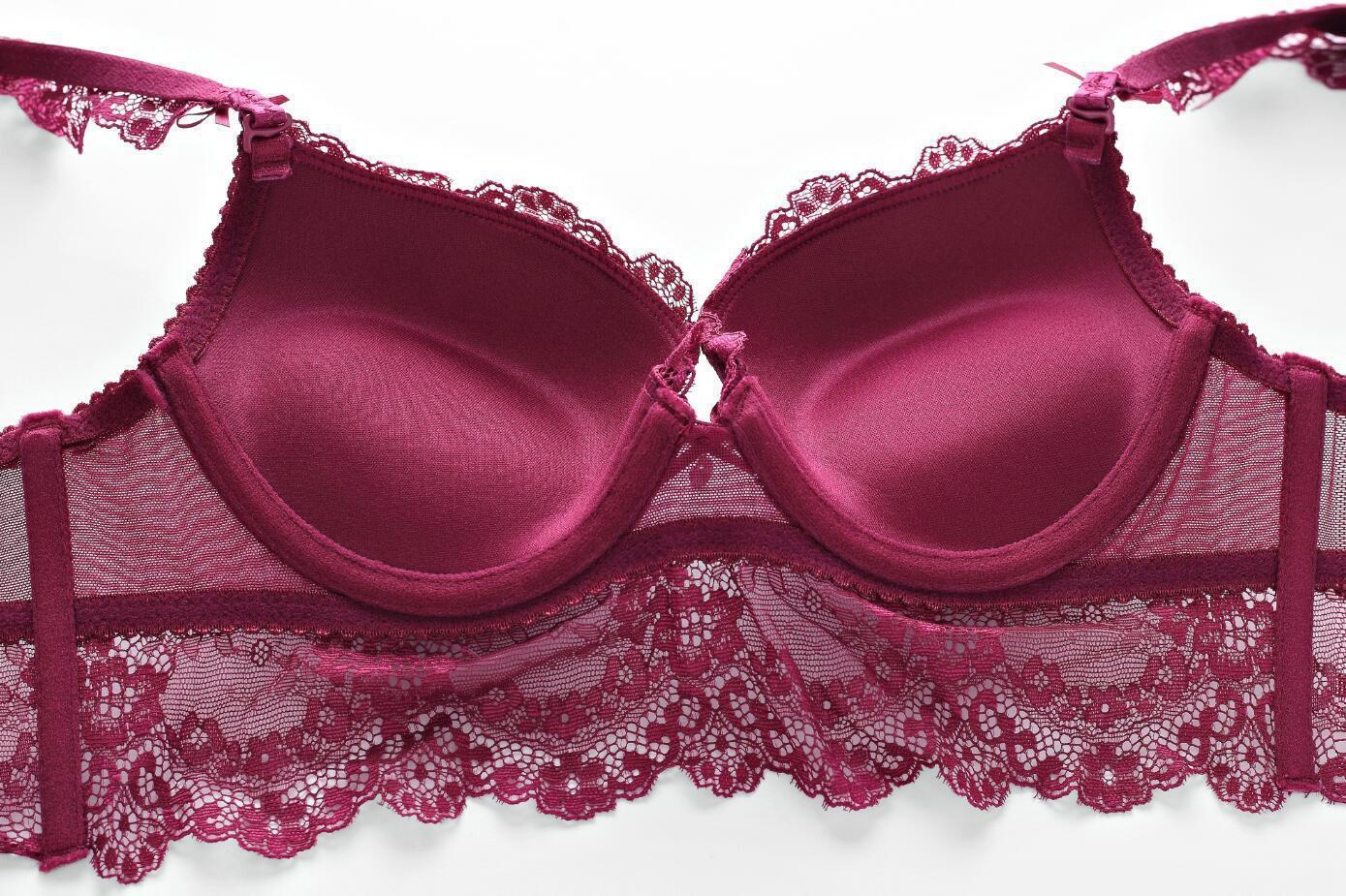 Conjunto de sutiã e calcinha em renda para mulher sexy_voghion.com