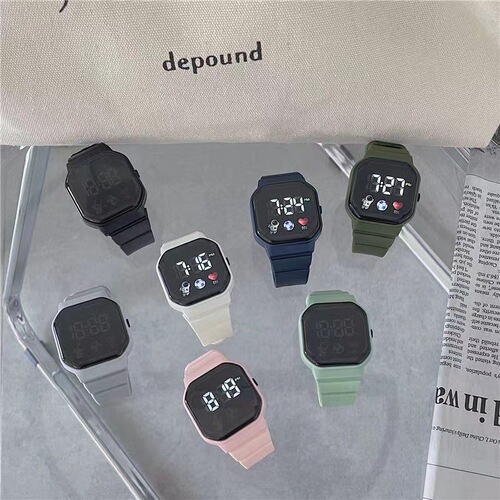 Technological watch ladies ins high-looking student party fashion niche design unicorn astronaut electronic watch